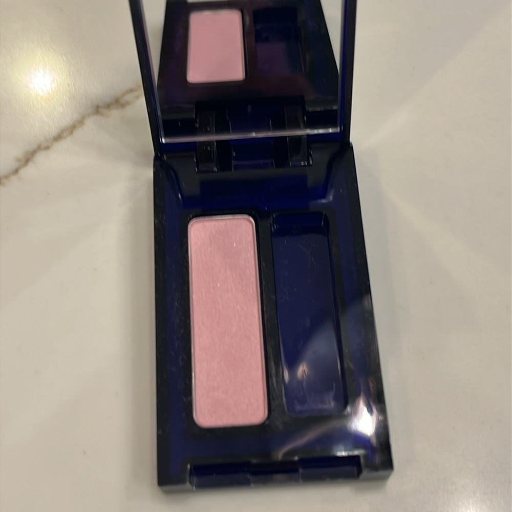Estee Lauder Red and Blue Cosmetic Bag with Floral Design & 5 Sample Products. - Picture 3 of 15